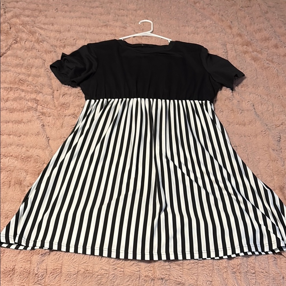 Black and White Striped midi Dress